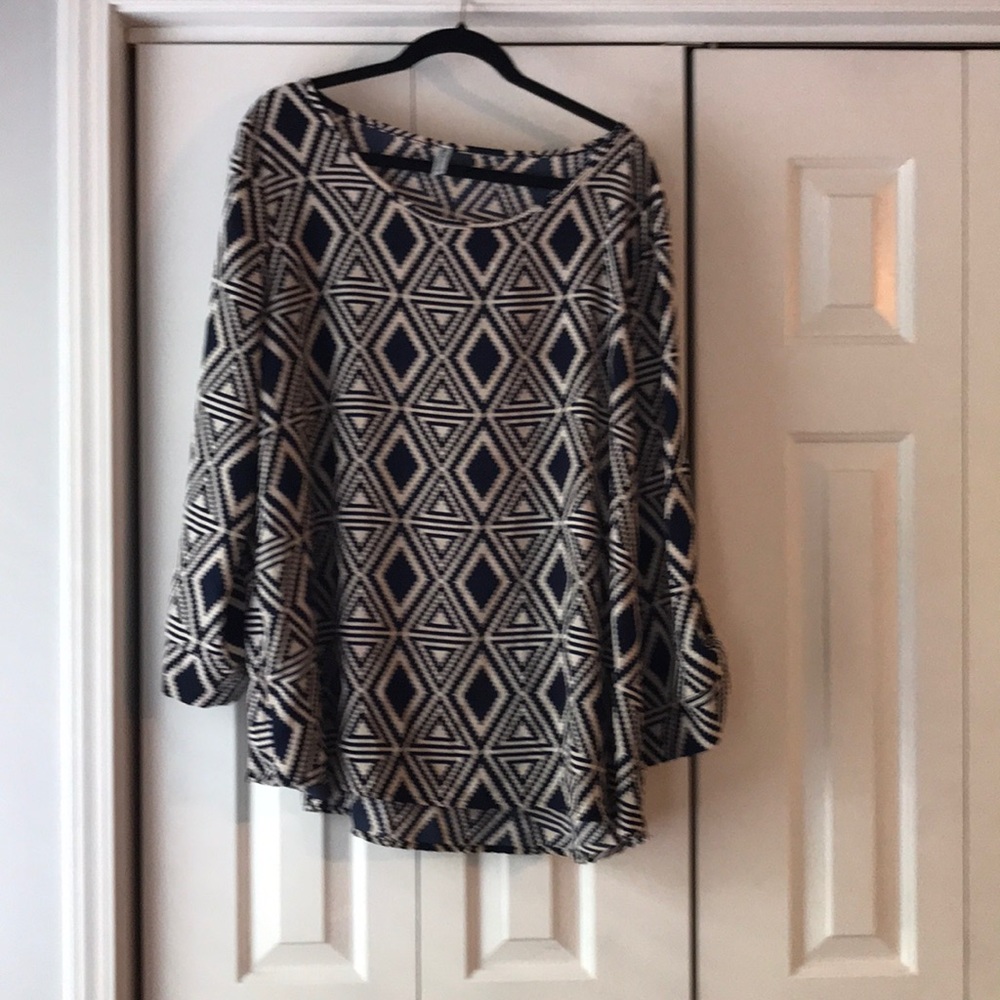 Patterned blouse
